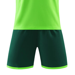 High Quality Professional Team Soccer Uniform Custom Design Unisex Soccer Wear OEM Wholesale Athletic Sportswear Soccer Uniform - Product Image 3
