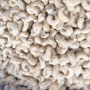 Wholesale Raw Cashew <b>Nuts</b> Vietnam Ww180 Ww320 Ww240 Cashew <b>Nut</b> <b>Kernels</b> Santigo Cashew Vietnam Cheap Price, OEM ODM Packaging - Product Image 1