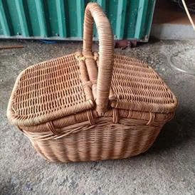 Panier en rotin tressé multi-usages pour paniers cadeaux, pots de plantes, rangement de salle de bain et collections de vente au détail - Product Image 6