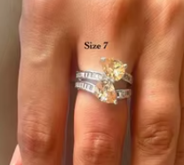 Magnifique bague à la mode belle bague à la mode élégante pour les femmes et les filles bague de fantaisie pour la fête et les vêtements de mariage - Product Image 2