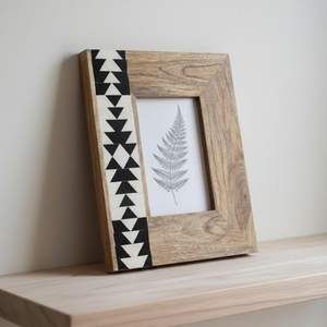 Marco de fotos de diseño moderno con incrustaciones de resina y acabado brillante en resina, marco de fotos de MDF a un precio muy razonable. - Product Image 6