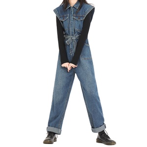 Combinaison en jean sans manches pour femme, col rabattu, taille haute, ceinture, coupe ample, décontractée, effet délavé - Product Image 2
