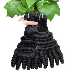 Mechones de cabello humano virgen sin procesar, cabello rizado ondulado con cutícula Virgen sin procesar - Product Image 1