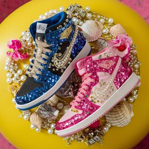 Proveedor Mayorista de Zapatillas de Lona con Cuentas de Perlas y Diamantes de Imitación, Zapatos de Fiesta para Mujer, Proveedor al por Mayor para Bodas - Product Image 5