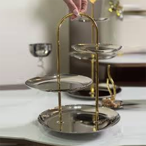 Support à gâteau moderne en métal à 3 niveaux, plateaux argentés avec une élégante poignée en boucle dorée, pour gâteaux et pâtisseries de luxe - Product Image 5