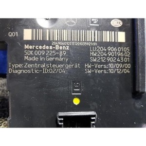 ECU และโมดูลคอมพิวเตอร์มือสองสำหรับรถยนต์ C-class รุ่น 2049060105 - Product Image 3