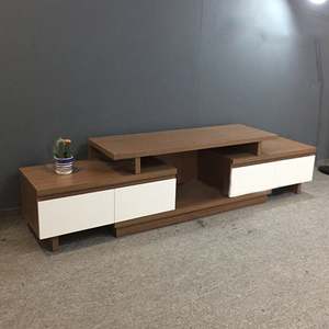 Moderno Mueble para TV de Madera con Cajones Blancos de Almacenamiento y Estantes Abiertos para Sala de Estar - Product Image 1