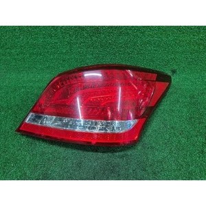 Luz Trasera Derecha Usada Equus 924023N010 - Product Image 1