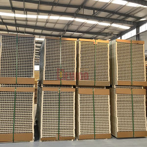 Porte Dewoo Asie du Sud-Est 40mm d'épaisseur Panneaux WPC complets Portes intérieures Matière première PVC Bois PVC Composite Autre produit de porte - Product Image 1