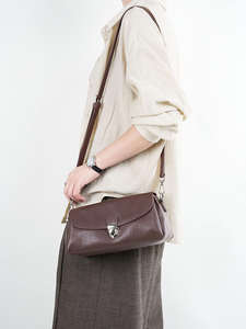 Sac fourre-tout en cuir véritable taille moyenne, très tendance, pour femme, style messager - Product Image 4