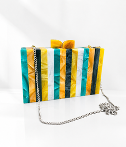 Sac à main en résine artisanale de luxe Gernate avec élégantes rayures marbrées et bandoulière chaîne de qualité supérieure pour femmes - Product Image 2