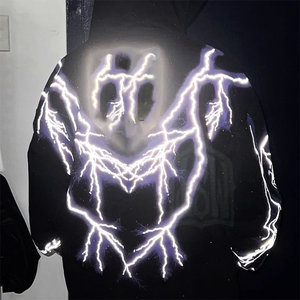Sudadera con Capucha Negra para Hombre con Estampado Gráfico Personalizado, Sudadera Urbana con Estampado de Rayos, Top con Capucha de Manga Larga, Ropa al por Mayor - Product Image 4