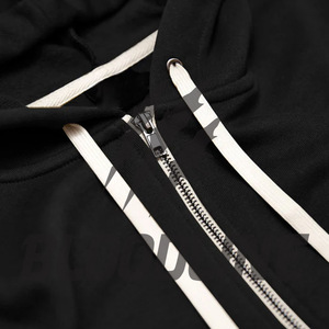 Sweat-shirt à capuche zippé noir pour homme, coupe classique, tricoté, décontracté, pour l'automne, avec poche avant et capuche à cordon de serrage - Product Image 4