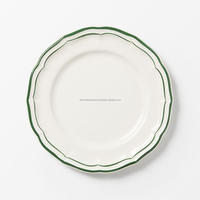 Boulangeries Plateau à biscuits Assiette ronde Émail blanc Disque en porcelaine Réutilisable Alimentaire Sûr Métal Chargeur Assiettes Servir Pâtisseries Gâteaux
