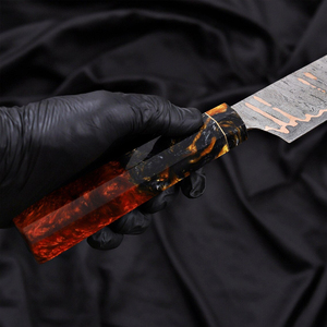 Cuchillo de Cocina Profesional Hecho a Mano de Cobre Damasco con Mango de Resina Duradero, 12+ Pulgadas de Longitud Total, Listo para Acampar y Cazar - Product Image 3