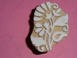 แสตมป์ไม้เฮนน่าทำมือทันสมัยจากมณฑลมัธยาปัฎษฐ์ แกะสลักลึก เป็นมิตรกับสิ่งแวดล้อม ใช้งานสะดวก มีหลายขนาด - Product Image 4