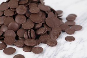 Factory OEM/ODM Wholesale High Quality Bulk Real Dark Pure <b>Chocolate</b> 58% Cocoa Button Bakery Biscuits Cookies HALAL Hot Selling - Product Image 5
