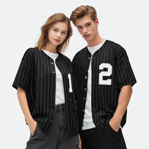 เสื้อครอปทรงบ็อกซี่สำหรับผู้หญิง ราคาโรงงาน เสื้อเบสบอลโอเวอร์ไซส์แบบครอปสำหรับผู้หญิง สกรีนโลโก้ตามสั่ง พิมพ์ลายซับลิเมชั่น หมายเลขทีม - Product Image 5