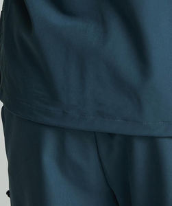 Conjunto de Chaqueta Cortavientos Sólida Personalizada para Hombre, Venta al por Mayor, Chándal Personalizable con Cordón Ajustable, Ropa Deportiva de Poliéster Suave para Gimnasio y Running - Product Image 5