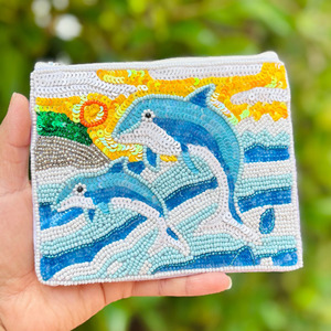 Monedero con cuentas Ocean Sunrise, Bolso de mano con diseño de delfín y onda, Bolso de arte marino con lentejuelas, Pequeño bolso de playa azul, Regalo para resort y viajes, Cremallera grande - Product Image 4