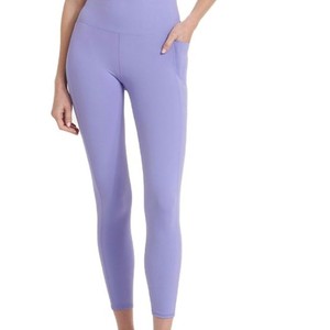 Nouvel Arrivage de Vêtements de Sport : Legging de Yoga et Fitness pour Femme, Respirant, Sans Couture, Tricoté, Taille Mi-Haute, Couleur Unie, pour Entraînement et Course à Pied, Vente en Gros - Product Image 1