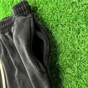 Pantalones de Algodón Grueso de Alta Calidad para Hombre, con Lavado Ácido Personalizado, Bordado y Franja Lateral, a la Moda - Product Image 5