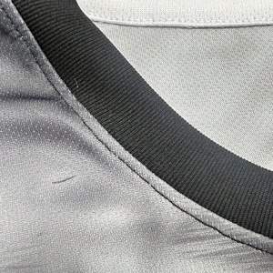 Maillot de football personnalisé OEM imprimé par sublimation 100 % polyester, respirant, séchage rapide, tenue d'entraînement, nom du joueur d'équipe - Product Image 4