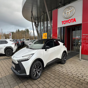 Toyota C-HR Hybride Rechargeable Traction Avant Team Deutsch Technik SUV Compact Hybride Faible Kilométrage Caractéristiques Premium Économie de Carburant - Product Image 1