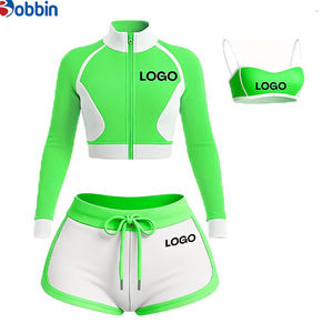 Ensemble 3 pièces tendance pour femme : survêtement d'été, veste et short de sport contrastants, style streetwear personnalisé – Nouvelle collection à succès - Product Image 2