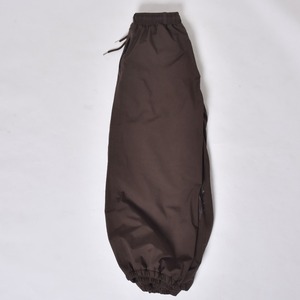 Pantalon de neige haute performance marron, imperméable et coupe-vent, avec isolation polaire et taille élastiquée pour adultes - Product Image 1