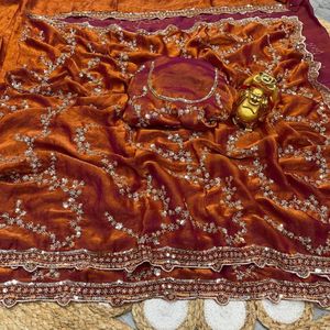 Sari en soie Pure Space avec des perles dorées originales et une bordure ajourée, sari de soirée de créateur, prix de gros par Royal Export - Product Image 6