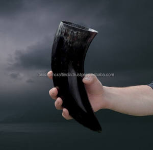 Corne à boire décorative viking sculptée à la main en corne de bœuf, de vache ou de buffle, article de collection unique de haute qualité, cadeau idéal. - Product Image 2