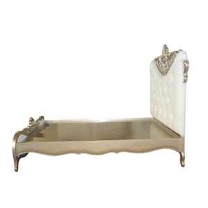 เตียงไม้ตกแต่งหรูหราในหนังสังเคราะห์สีขาวเสร็จในแชมเปญทาสีในเฟอร์นิเจอร์ห้องนอนสไตล์ฝรั่งเศส - Product Image 5