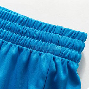 Uniforme Clásico de Pádel para Hombre con Ajuste Cómodo, Pantalones Cortos de Jersey Transpirables y Ecológicos, Ropa Deportiva Resistente para Jugar en Interiores y Exteriores - Product Image 6