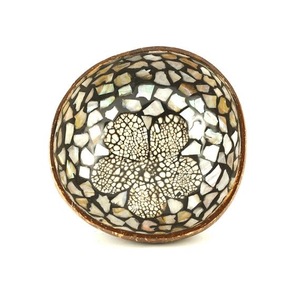 Fait à la main Thaïlande crème glacée noix de coco coquille bol bébé gravé noix de coco bol et cuillère Usine en gros pas cher prix au Vietnam - Product Image 2