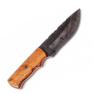 Couteau à dépecer Burraq en acier Damas fait main de 9 pouces, manche en bois résineux avec étui en cuir, parfait pour l'extérieur et comme cadeau - Product Image 3