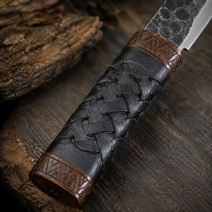Couteau à lame fixe en acier carbone martelé artisanal avec manche en cuir tressé, couteau de chasse et de camping en plein air - Product Image 3