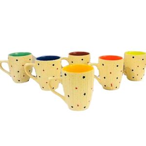 Juego de Tazas de Leche de Cerámica Hechas en India con Diseño Clásico de Espirales - Product Image 1