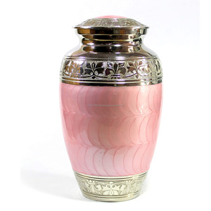 Urna Funeraria de Latón Grabada Personalizada al por Mayor, Estilo Americano, Acabado Plateado y Meena, para Cenizas Humanas, Recuerdo - Product Image 1