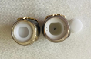 Sunflower Design Metal <b>Small</b> Size Salt And Pepper Shakers Set For Kitchen Dining Table Elegant Spice Dispenser Stylish Decor - Product Image 3