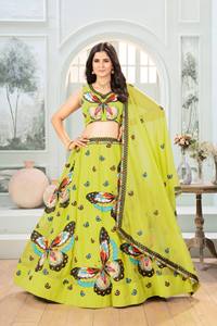 Lehenga Choli tendance pour les fêtes, design accrocheur, style boutique indienne, vêtements de mariée, en faux Georgeet, matériaux recyclés, dernière collection - Product Image 2