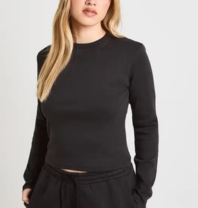 Conjunto de Dos Piezas para Mujer: Sudadera Oversize con Cuello Redondo y Pantalones Anchos, Fabricante de Marca Privada con Logotipo Personalizado, OEM con Logotipo Personalizado - Product Image 3