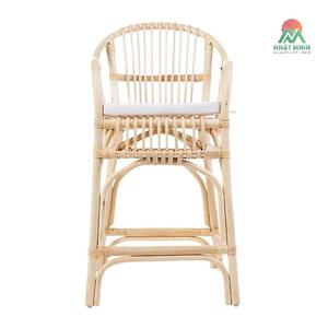 Silla alta de ratán Nhat Minh con respaldo de listones, diseño tropical ecológico para comer. - Product Image 2