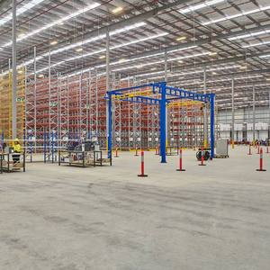 High Quality Teardrop Pallet Rack AU Standard Steel Warehouse Storage <b>Shelves</b> <b>Heavy</b> <b>Duty</b> Corrosion Protection BHD Brand Vietnam - Product Image 3