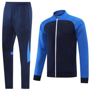 Ensemble de survêtement de course pour homme en polaire polyester, tenue de sport légère à séchage rapide pour la gym et le streetwear, collection Printemps - Product Image 4