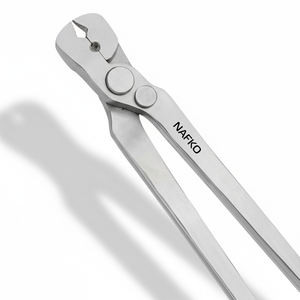 Outil professionnel de forgeage de qualité industrielle, extracteur de clous de fermeur réutilisable pour l'entretien équin et l'utilisation vétérinaire - Product Image 1