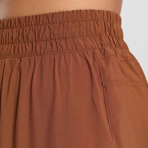 Shorts en maille vierges de haute qualité pour femmes, personnalisables, en polyester, pour la gym, 5 pouces, avec poches zippées - Product Image 4