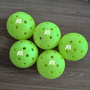 Pelota de Pickleball Ligera y Duradera para Entrenamiento y Uso Deportivo - Product Image 2