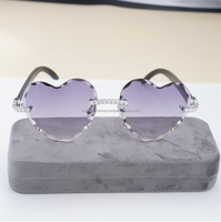 Nouvelles Lunettes de Soleil Personnalisées 2024 en Moissanite Diamant Certifiée, Forme Cœur, Tendances Spéciales, Couleurs Rouge, Bleu, Jaune, Vert, Violet