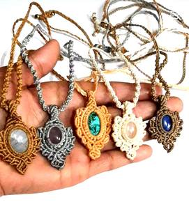 เครื่องประดับที่ทันสมัยทำด้วยมือชุดเครื่องประดับวงกลมหลายสีสร้อยคอมาคราเม่สร้อยข้อมืออัญมณีหลากสีที่สง่างามสำหรับผู้หญิงสร้อยคอมาคราเม่ทองเหลือง - Product Image 4